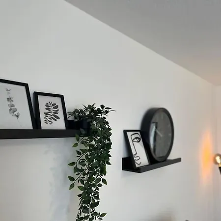 Black&Yellow Designer Apartment Bielefeld Zewnętrze zdjęcie